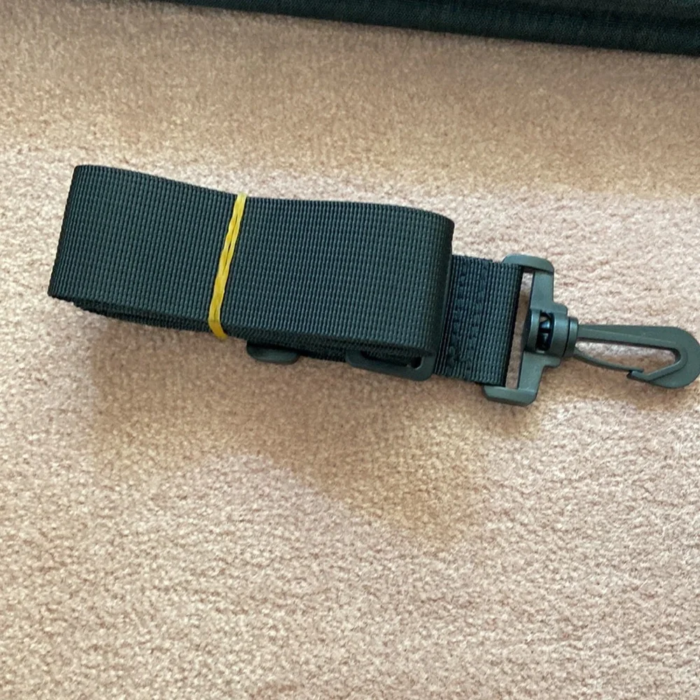 Üzbl Chromebook Case
